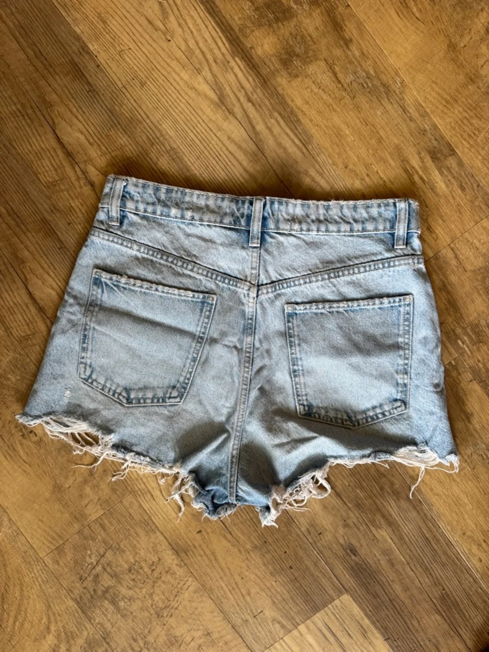 Zara Light Blue Button Fly Distressed Denim Jeans Sz 10